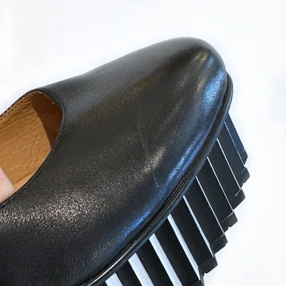 ISSEY MIYAKE x UN Op Art Platform Shoes - Picture 7 of 7